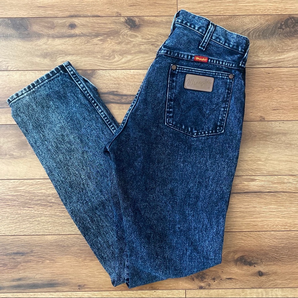 Vintage High Waist Acid Wash Wrangler Jeans